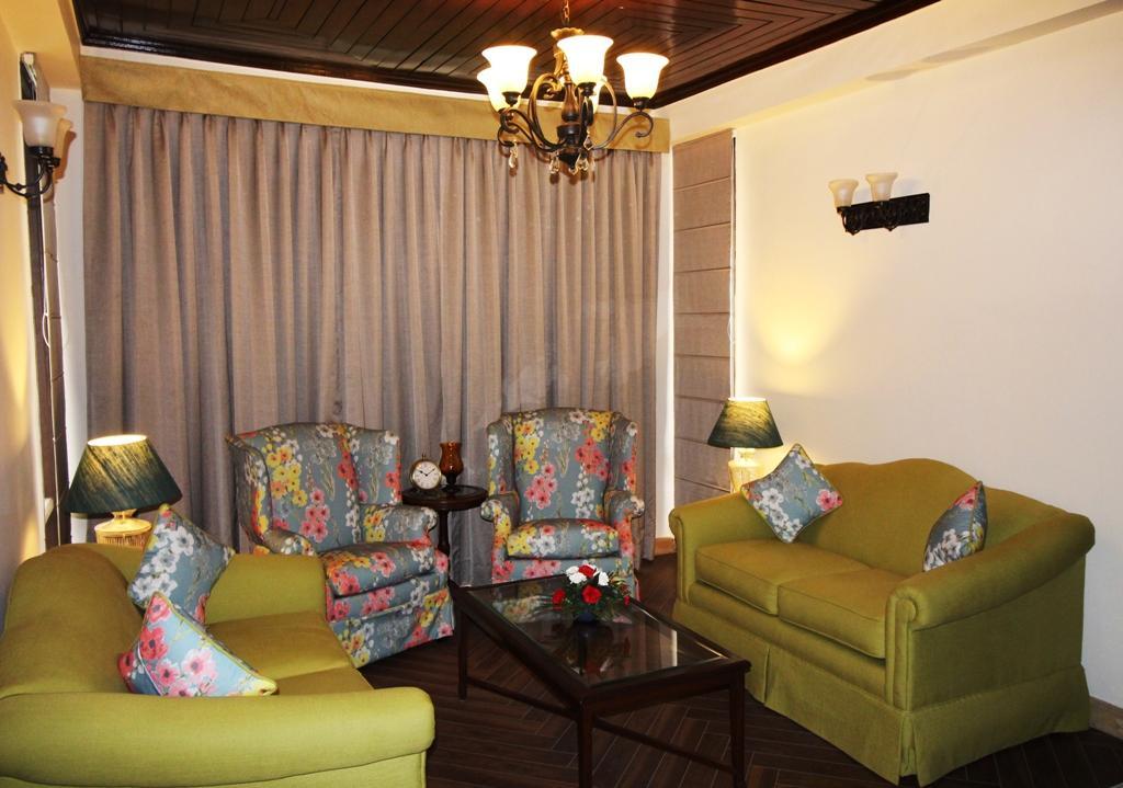 The Oaktree House Hotel Shimla Exterior photo